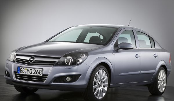 Opel Astra Family седан